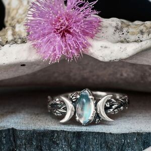 Vintage Triple Moon Crescent Band Moonlight Desing Ring